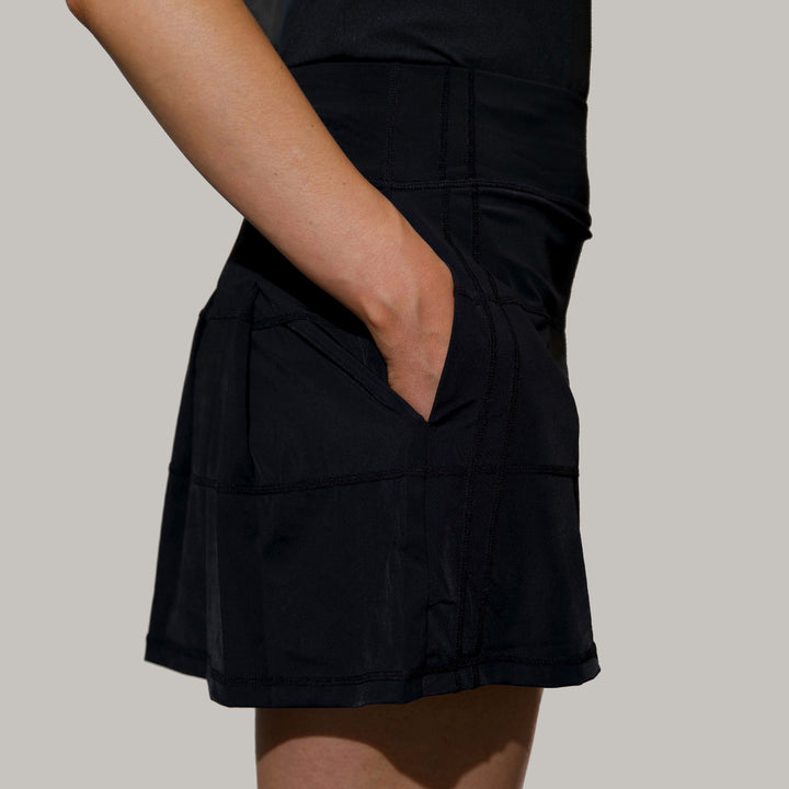 Black golf skort with pockets